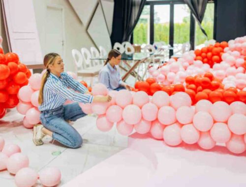 How to Make A Balloon Garland in Easy Steps (1)