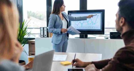 marketing director job and responsibilitie